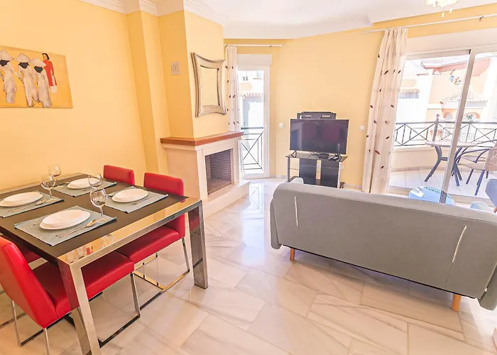 Canovas - Plaza Del Olvido * Нерха