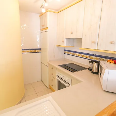 Canovas - Plaza Del Olvido