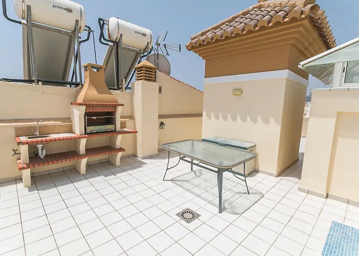 Canovas - Plaza Del Olvido Nerja