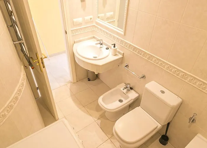 Canovas - Plaza Del Olvido Nerja